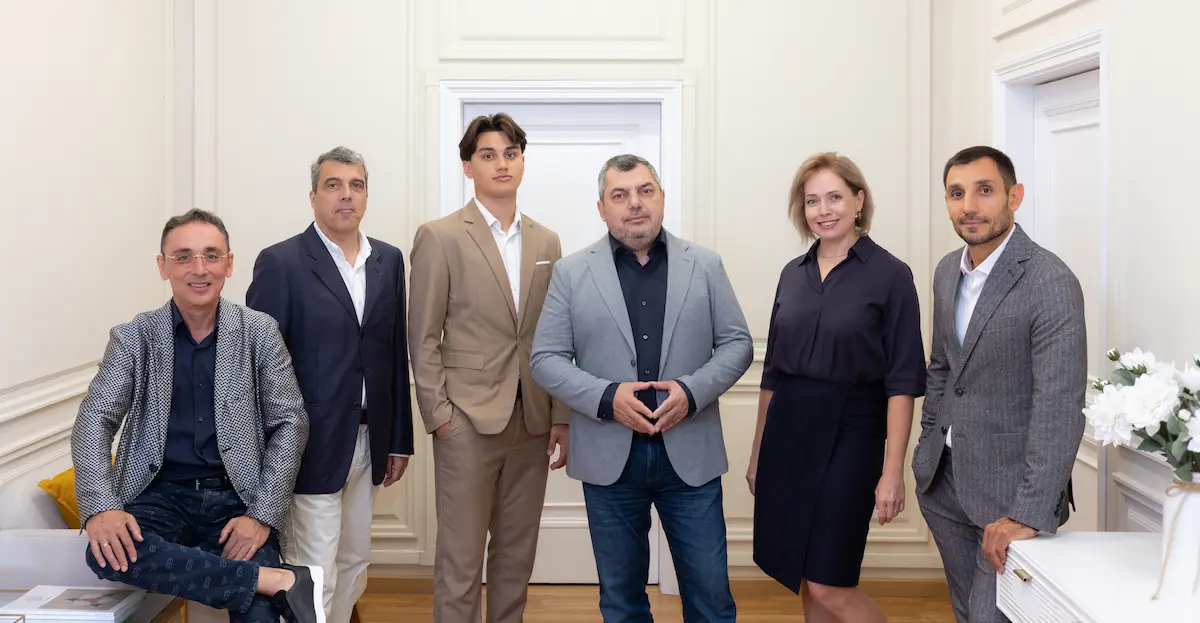 Decart & GG Family Office Team