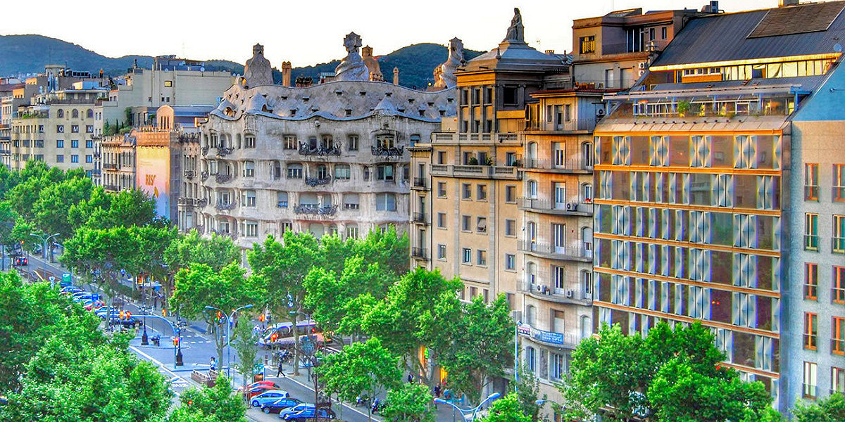 Eixample – The Geometry of Elegance and the Beating Heart of Barcelona