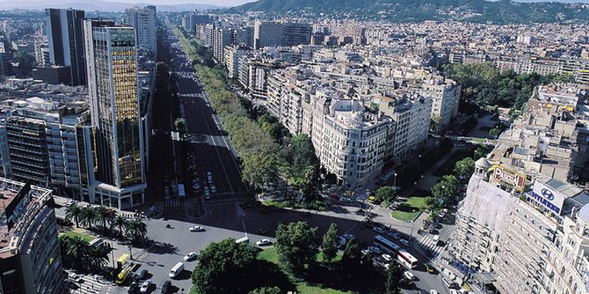 Avenida Diagonal – The Lifeline of Barcelona