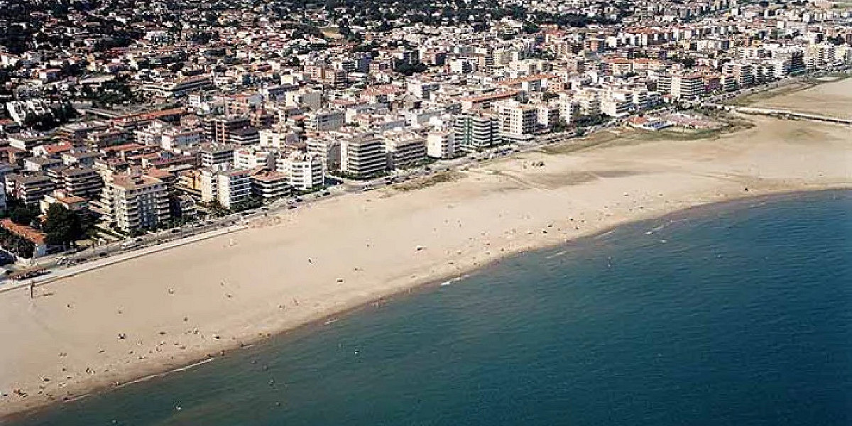 Calafell — Coastal Comfort Near Barcelona