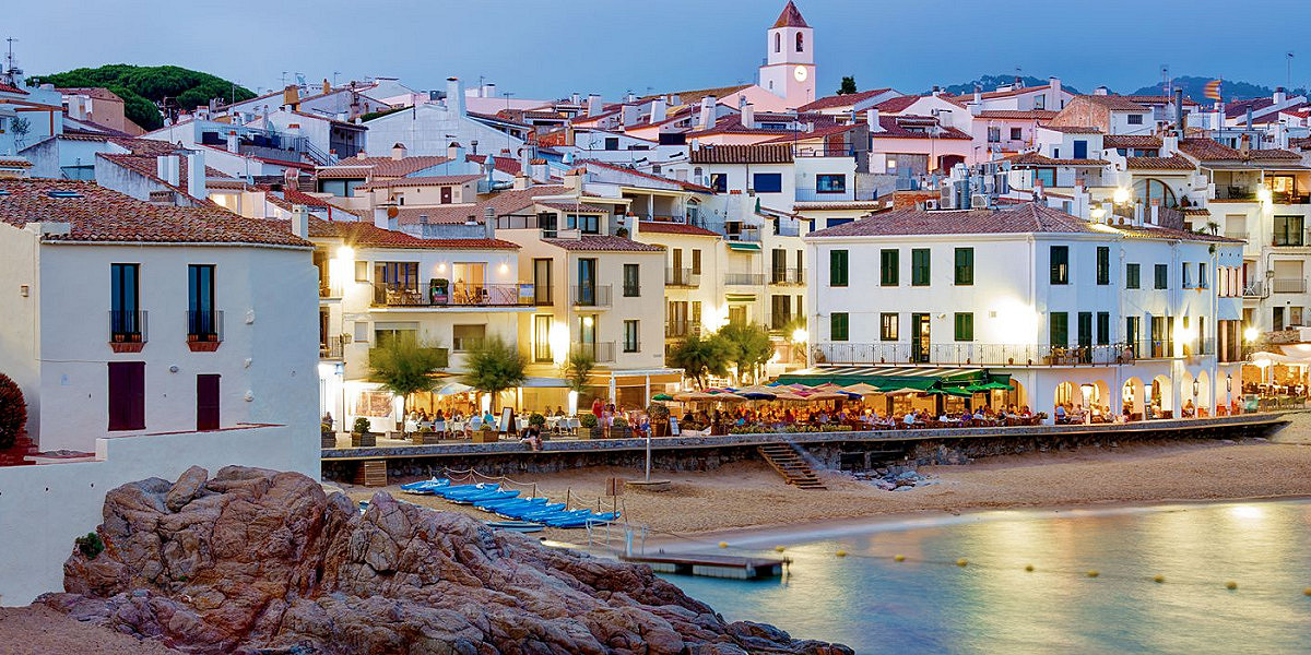 Costa Brava, Spain — A Blend of Mountain Nature and the Sea Between France and Barcelona