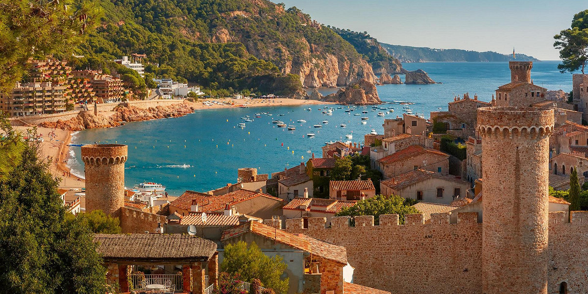 Tossa de Mar — A Unique Blend of Historical Charm and Luxury Real Estate