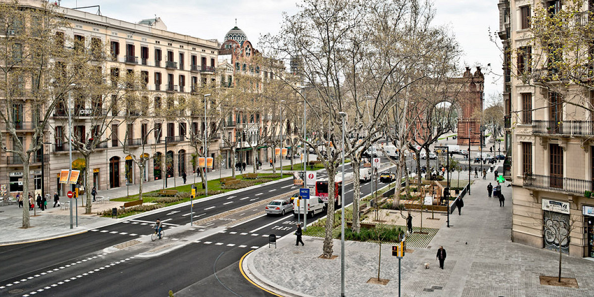Passeig de Sant Joan — un clásico familiar en el corazón de Barcelona