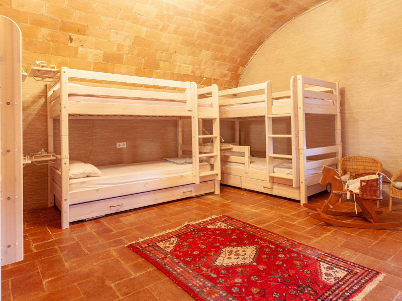 17th century mansion for holidays in Corsa on the Costa Brava. Photo:  23