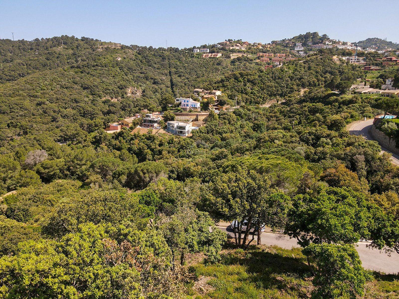 Two fantastic plots in a quiet residential area of Begur. Photo:  4