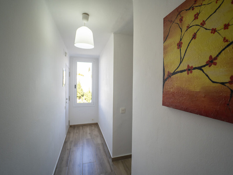 Apartment after renovation in Coma Ruga. Photo:  8