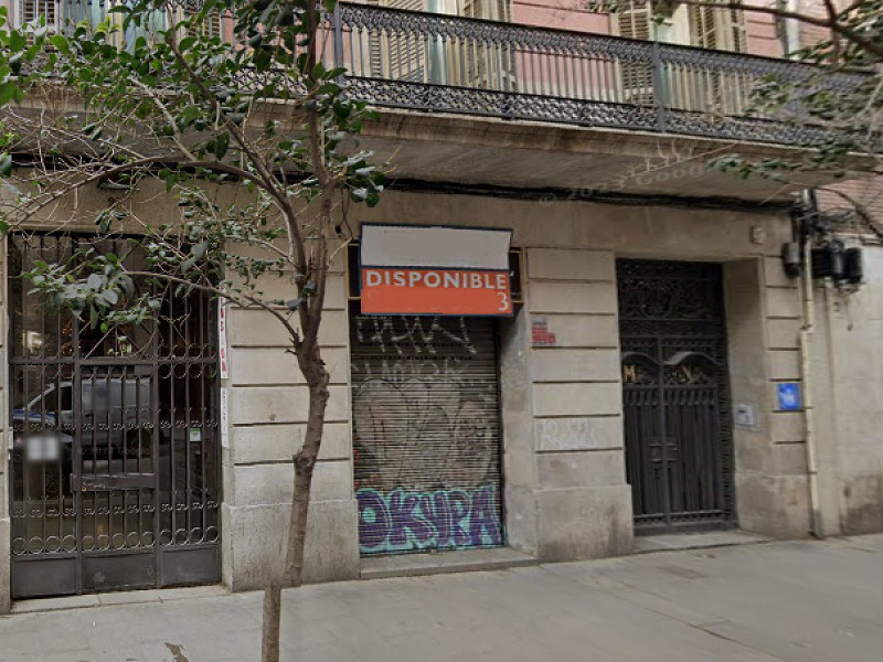 Коммерческое помещение в историческом квартале Барселоны. Фото:  3