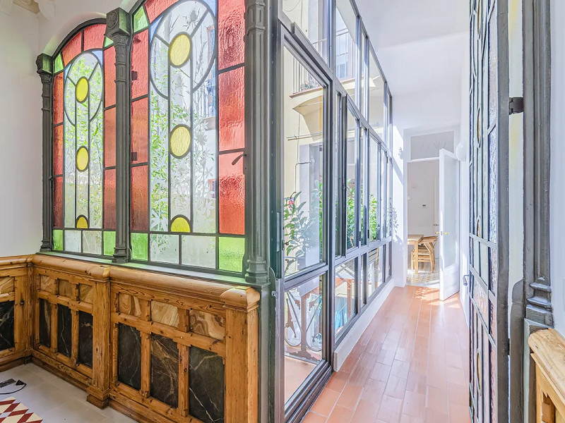 Fantastic flat after renovation in the centre of Barcelona. Photo:  3