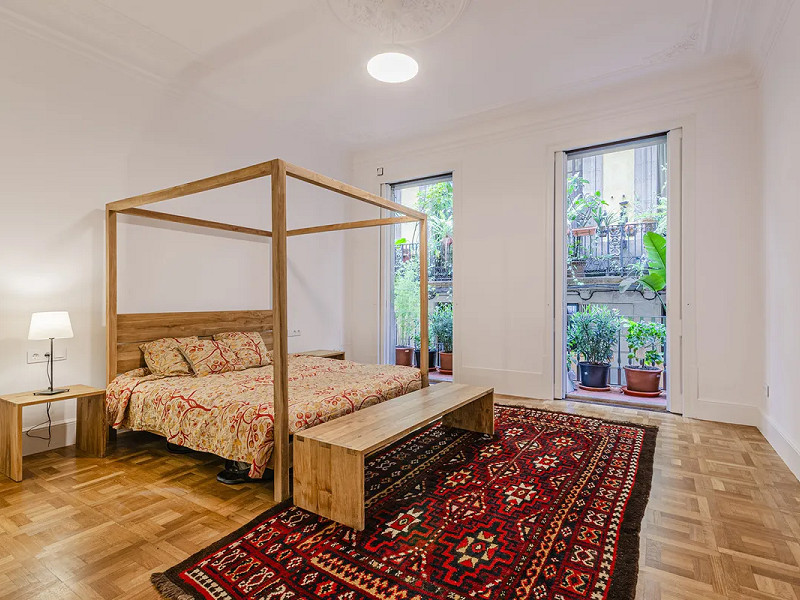 Fantastic flat after renovation in the centre of Barcelona. Photo:  12