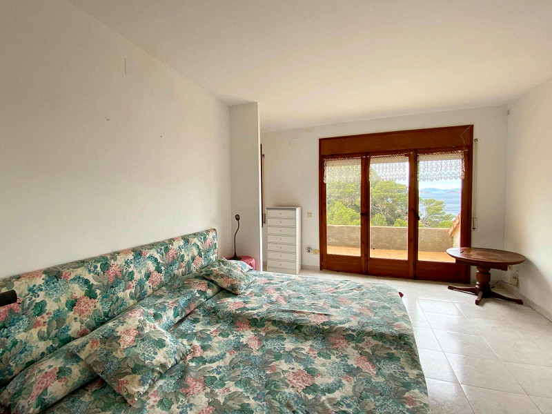 Magnificent House in the Picturesque Area of Aiguafreda, Begur. Photo:  16