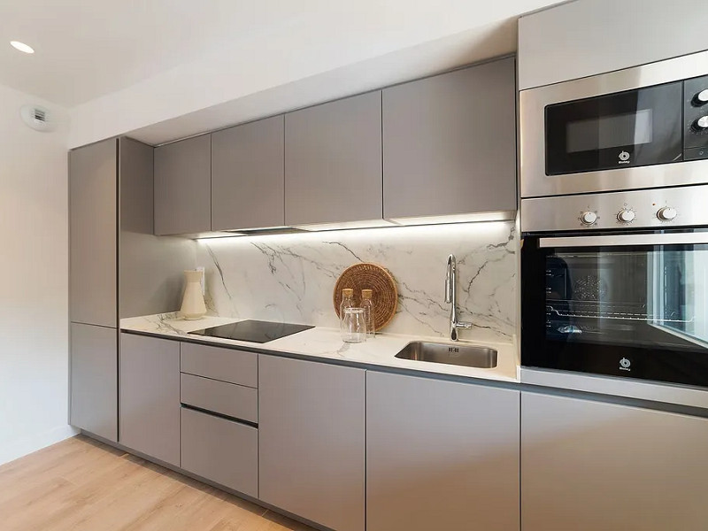 Cozy Apartments with Immediate Move-In Available in Barcelona . Photo:  2