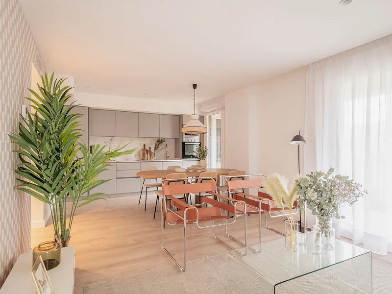 Cozy Apartments with Immediate Move-In Available in Barcelona . Photo:  6