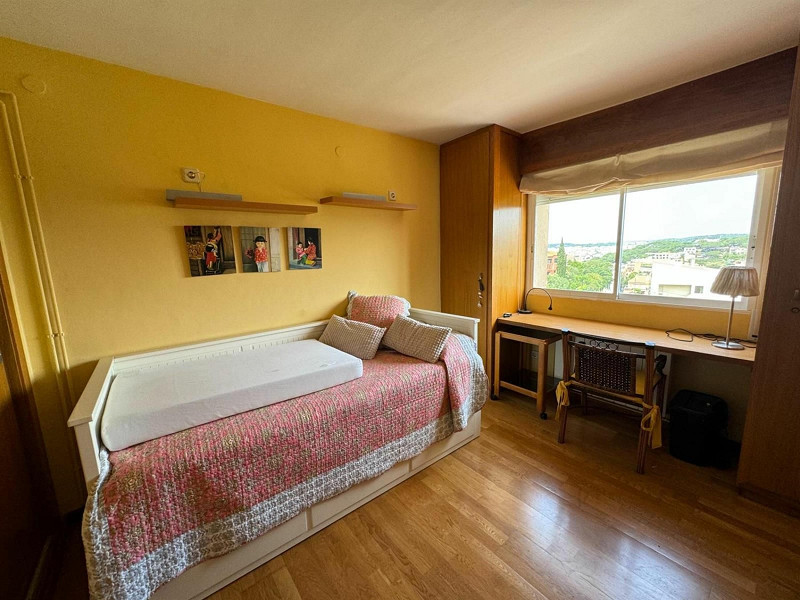 Bright corner apartment with beautiful sea views in Sant Feliu de Guixols. Photo:  18