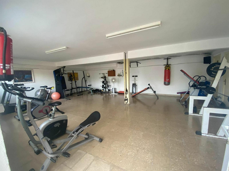 Bright corner apartment with beautiful sea views in Sant Feliu de Guixols. Photo:  24