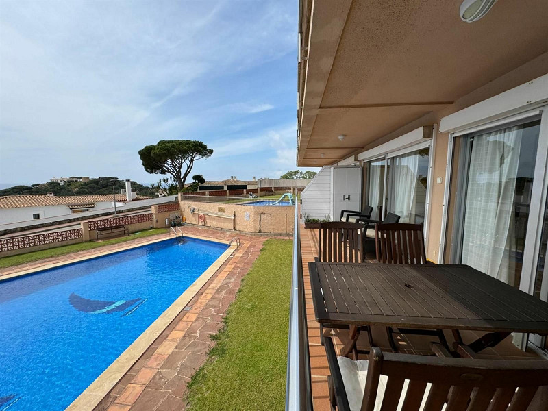 Spacious corner apartment with sea views in a quiet area in Sant Feliu de Guixols. Photo:  25