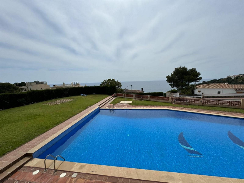 Spacious corner apartment with sea views in a quiet area in Sant Feliu de Guixols. Photo:  26