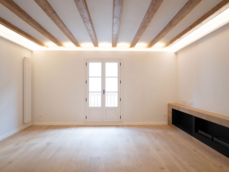 Apartments in a building after reconstruction in the Eixample district, Barcelona. Photo:  12