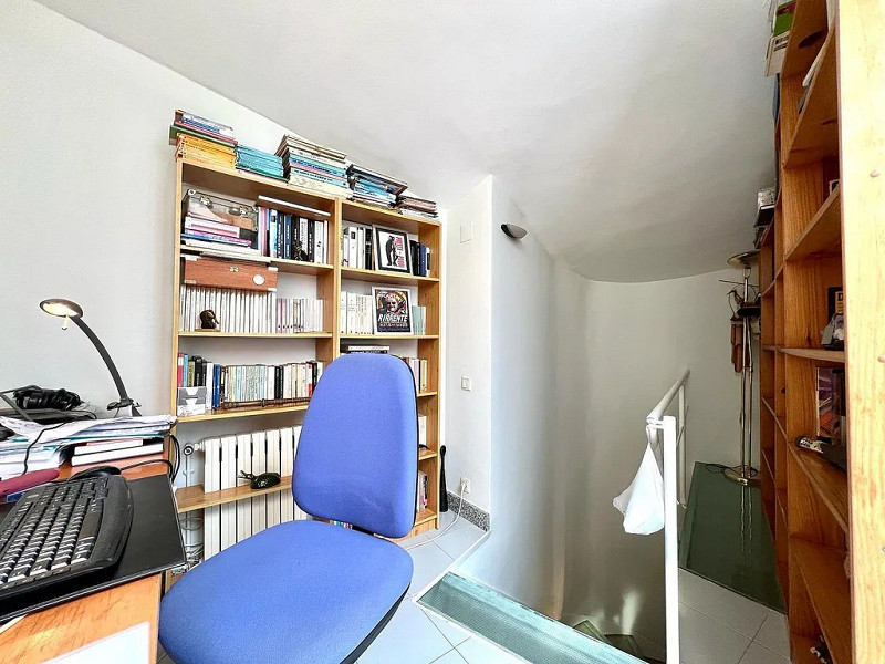 Triplex Penthouse for Sale in Villa Olímpica, Barcelona. Photo:  16