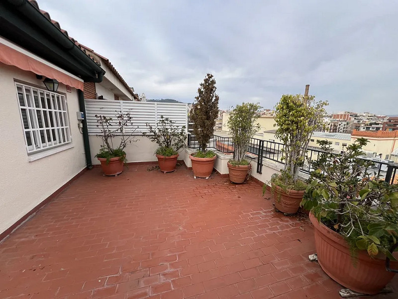 Magnificent penthouse for sale in the Sagrada Familia area. Photo:  9