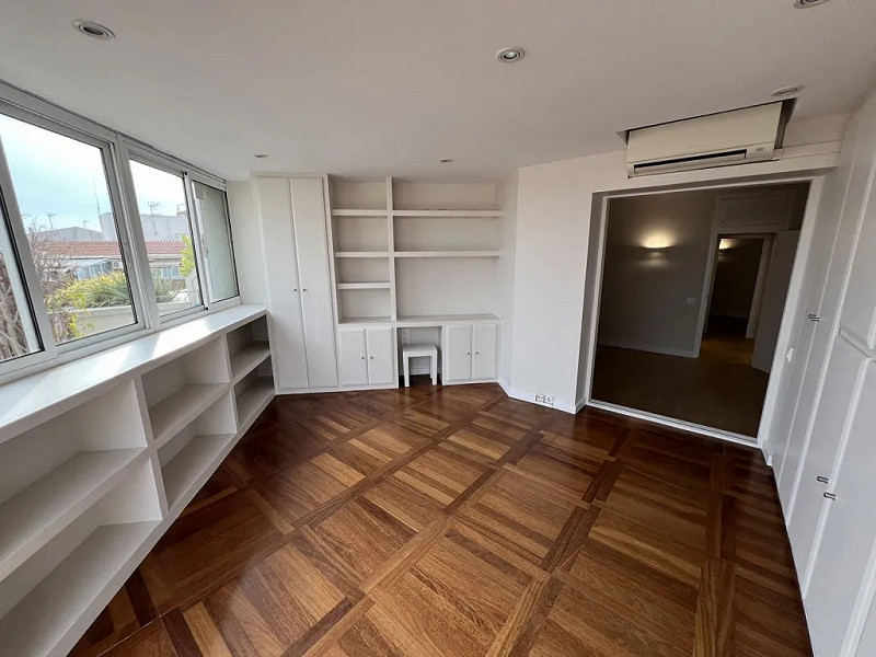 Magnificent penthouse for sale in the Sagrada Familia area. Photo:  30