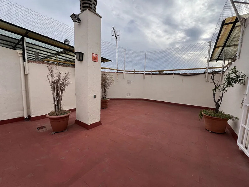 Magnificent penthouse for sale in the Sagrada Familia area. Photo:  34