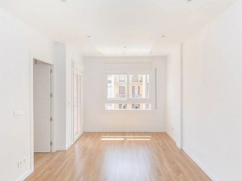 Elegant apartment with terrace in the center of Barcelona. Photo:  7