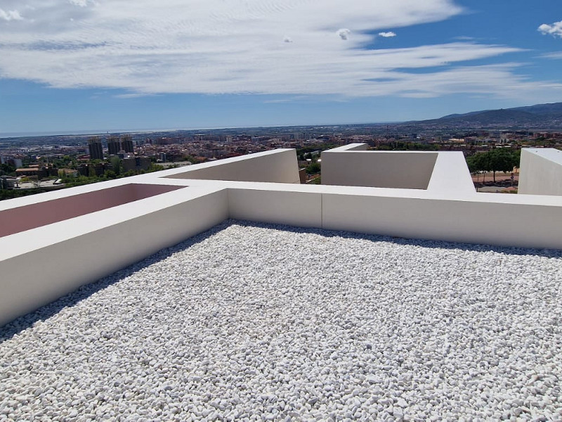 Luxurious new designer home with panoramic sea views in Esplugues, Barcelona. Photo:  8