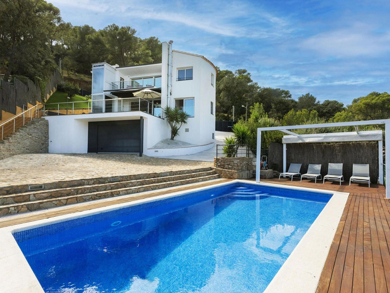 Luxury Villa with Panoramic Sea Views in Tamariu, Costa Brava. Photo:  2