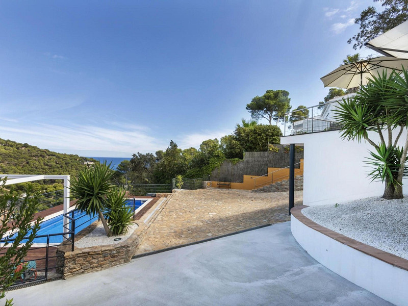 Luxury Villa with Panoramic Sea Views in Tamariu, Costa Brava. Photo:  6