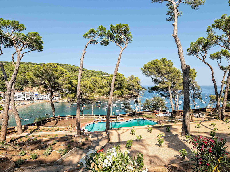 Luxury Villa with Stunning Sea Views in Tamariu, Costa Brava. Photo:  5