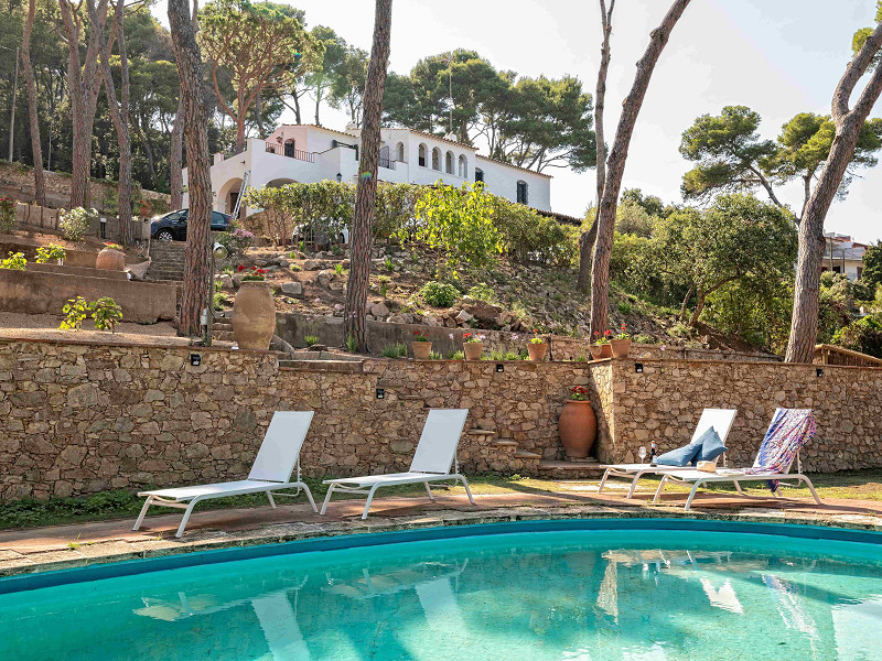 Luxury Villa with Stunning Sea Views in Tamariu, Costa Brava. Photo:  9