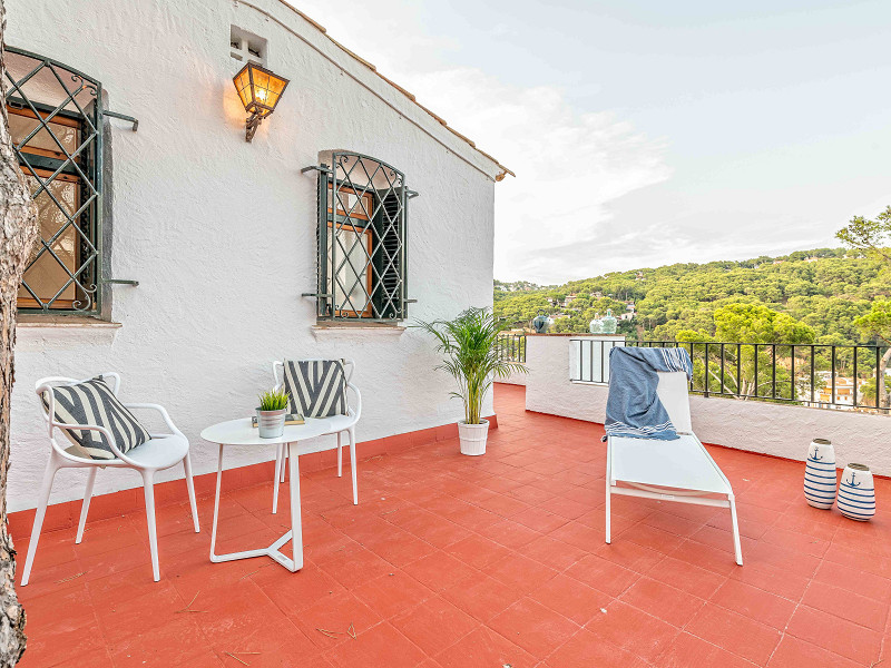 Luxury Villa with Stunning Sea Views in Tamariu, Costa Brava. Photo:  93