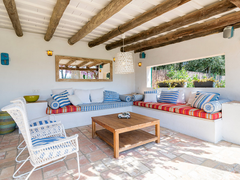 Luxury Forallac Villa with Pool and Panoramic Terraces. Photo:  31