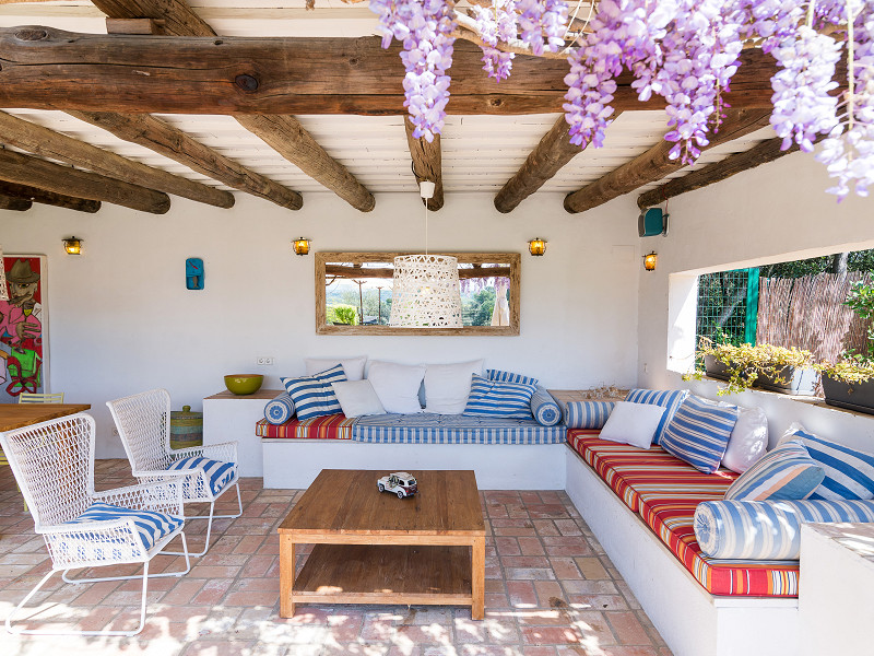 Luxury Forallac Villa with Pool and Panoramic Terraces. Photo:  35