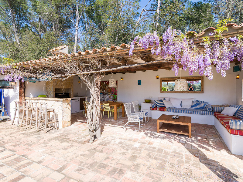 Luxury Forallac Villa with Pool and Panoramic Terraces. Photo:  39