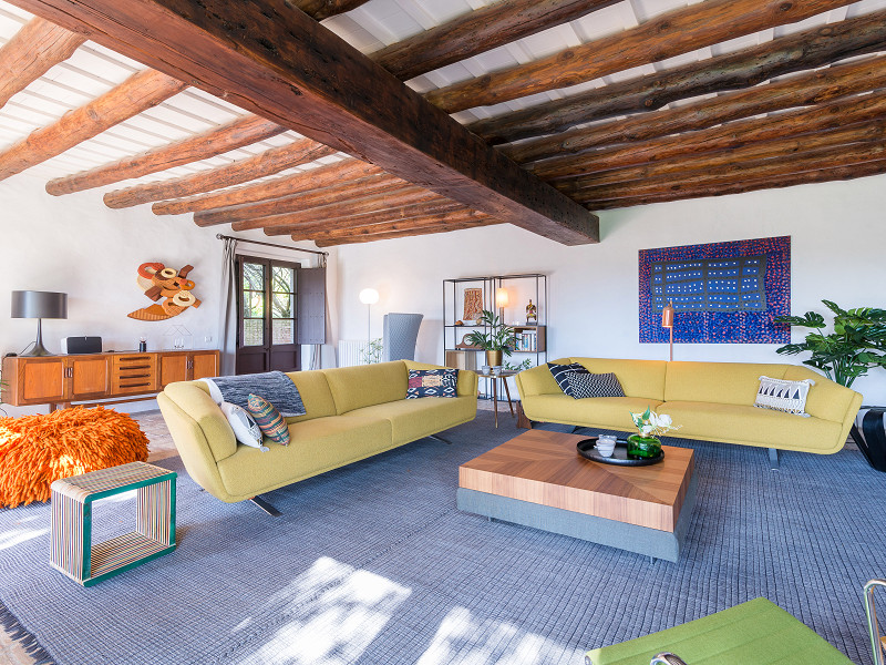 Luxury Forallac Villa with Pool and Panoramic Terraces. Photo:  93