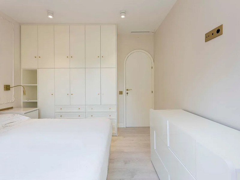 Modern bright apartment Eixample, Barcelona. Photo:  13