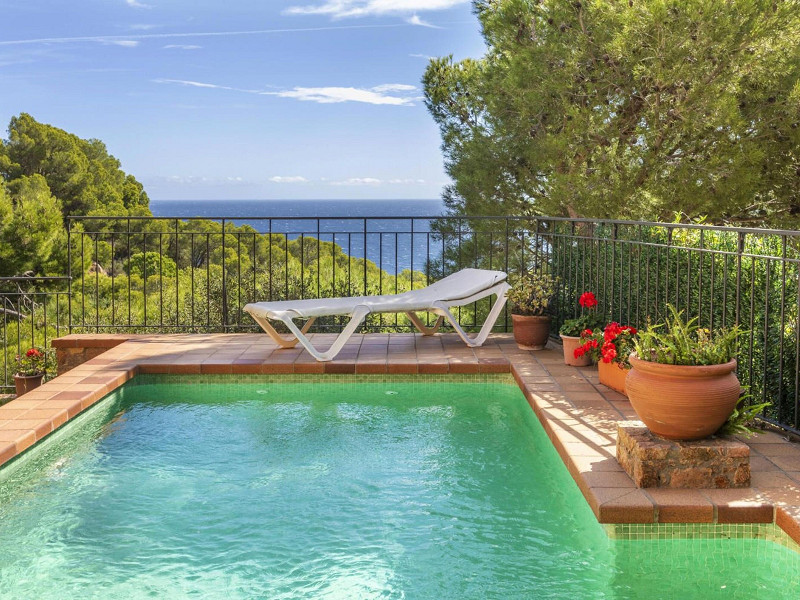 Exclusive villa with sea views and private pool in Tamariu, Aigua Xelida area. Photo:  6