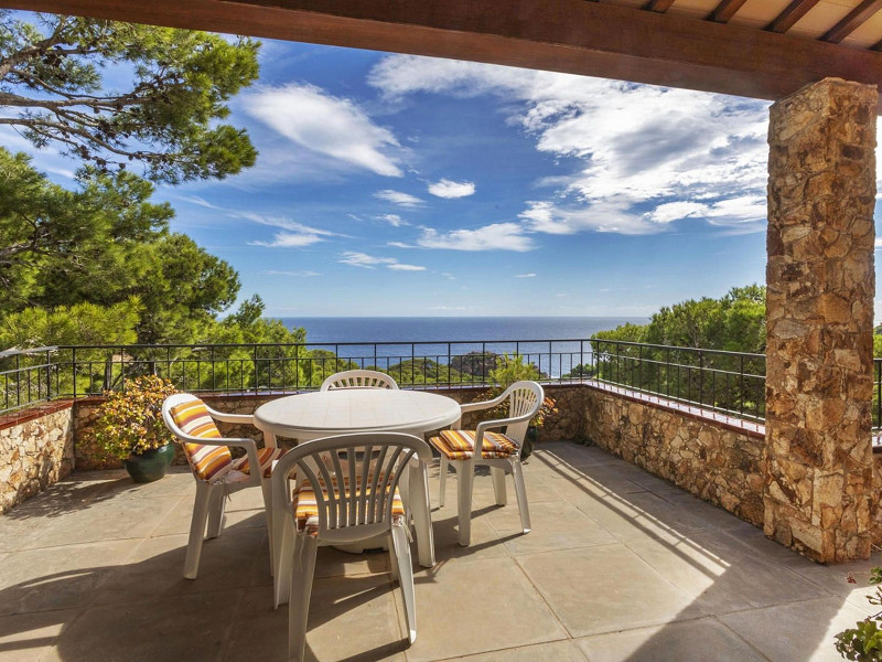 Exclusive villa with sea views and private pool in Tamariu, Aigua Xelida area. Photo:  7