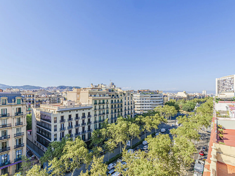 Penthouse with private terrace in the Eixample Dret area, Barcelona. Photo:  8