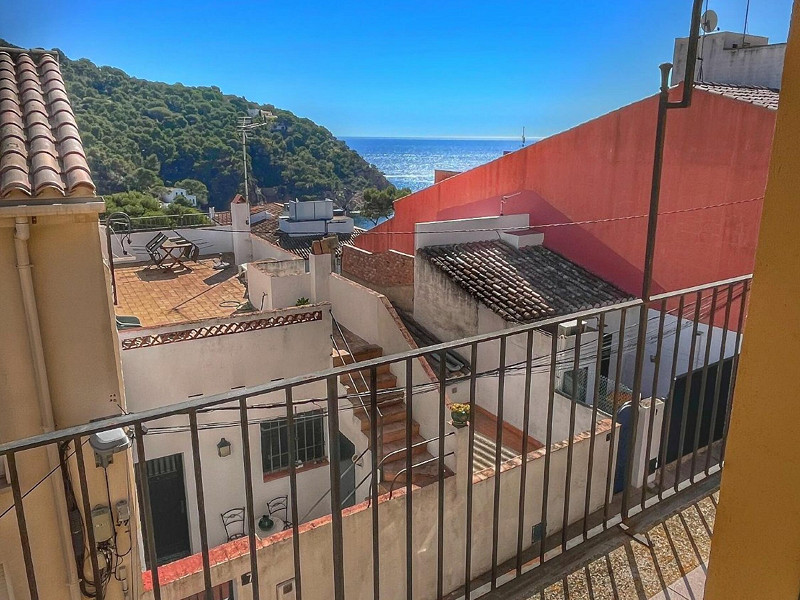 Unique House in the Heart of Tamariu, Just 150 Meters from the Beach. Photo:  16