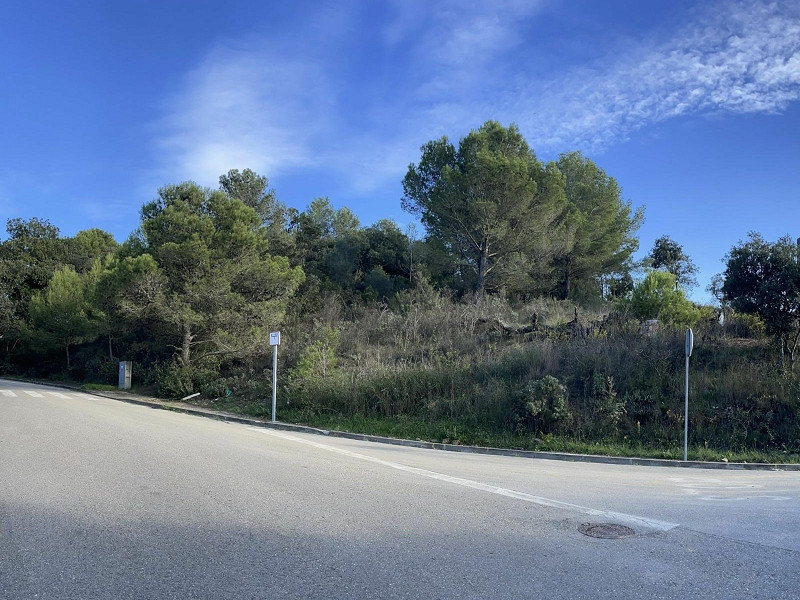 Fantastic Plot in Begur – Mas Rostei with Potential to Build a Poolside Home