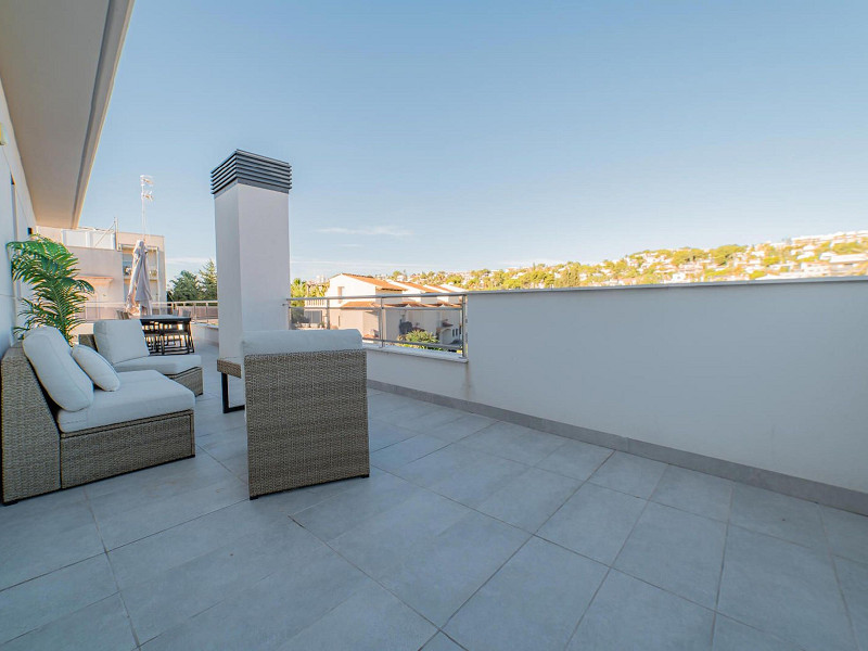 Elegant Duplex Penthouse with Sea Views in Sitges. Photo:  2