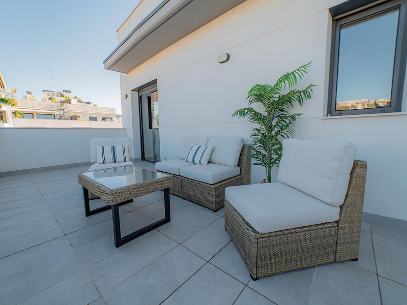 Elegant Duplex Penthouse with Sea Views in Sitges. Photo:  3