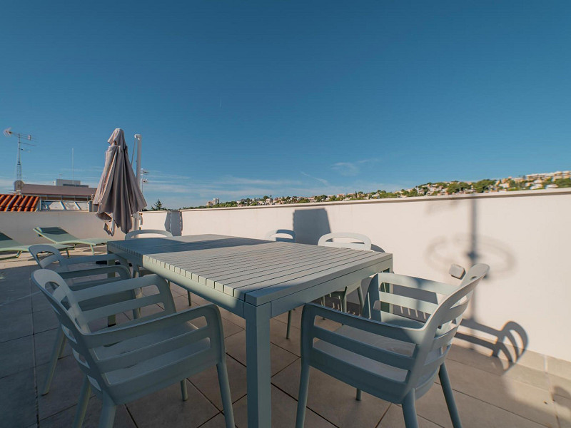 Elegant Duplex Penthouse with Sea Views in Sitges. Photo:  31