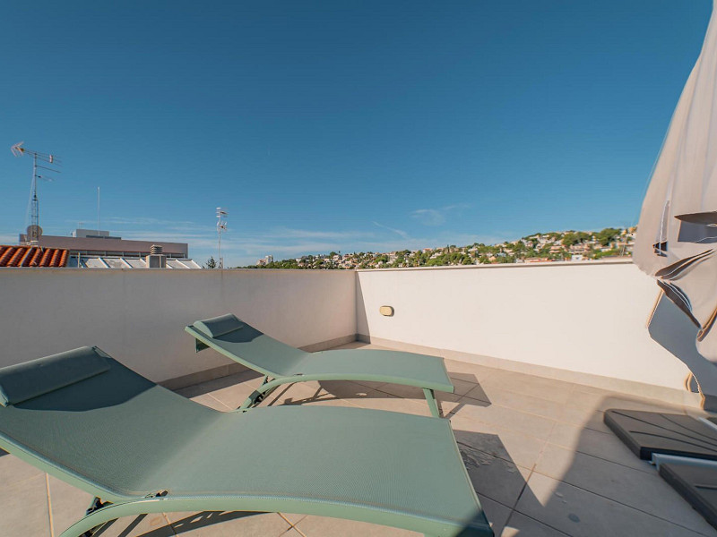 Elegant Duplex Penthouse with Sea Views in Sitges. Photo:  32