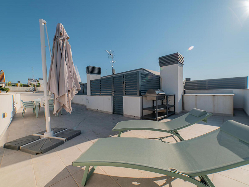 Elegant Duplex Penthouse with Sea Views in Sitges. Photo:  33