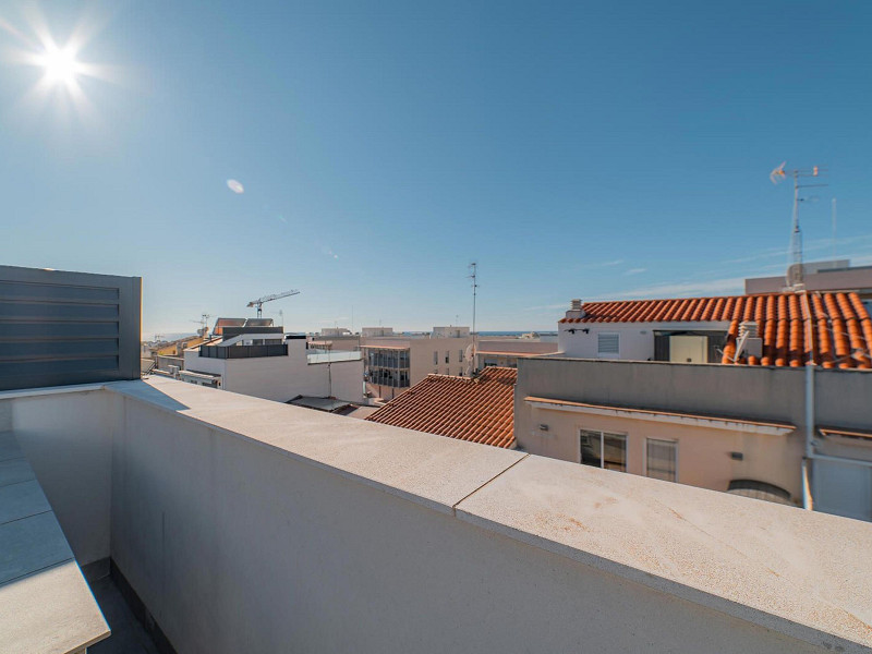 Elegant Duplex Penthouse with Sea Views in Sitges. Photo:  36