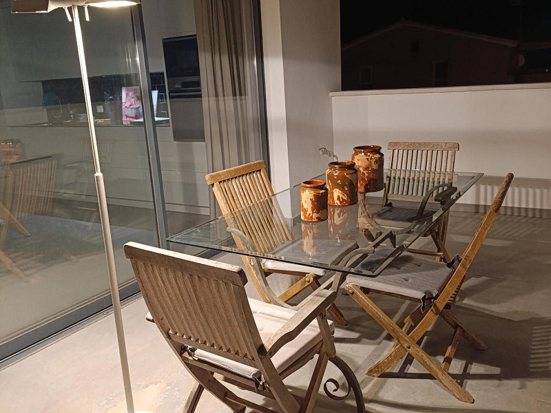 Modern Penthouse in Sitges with Two Bedrooms and Terraces. Photo:  18