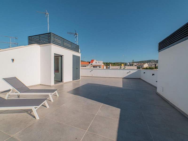 Modern Penthouse in Sitges with Two Bedrooms and Terraces. Photo:  20